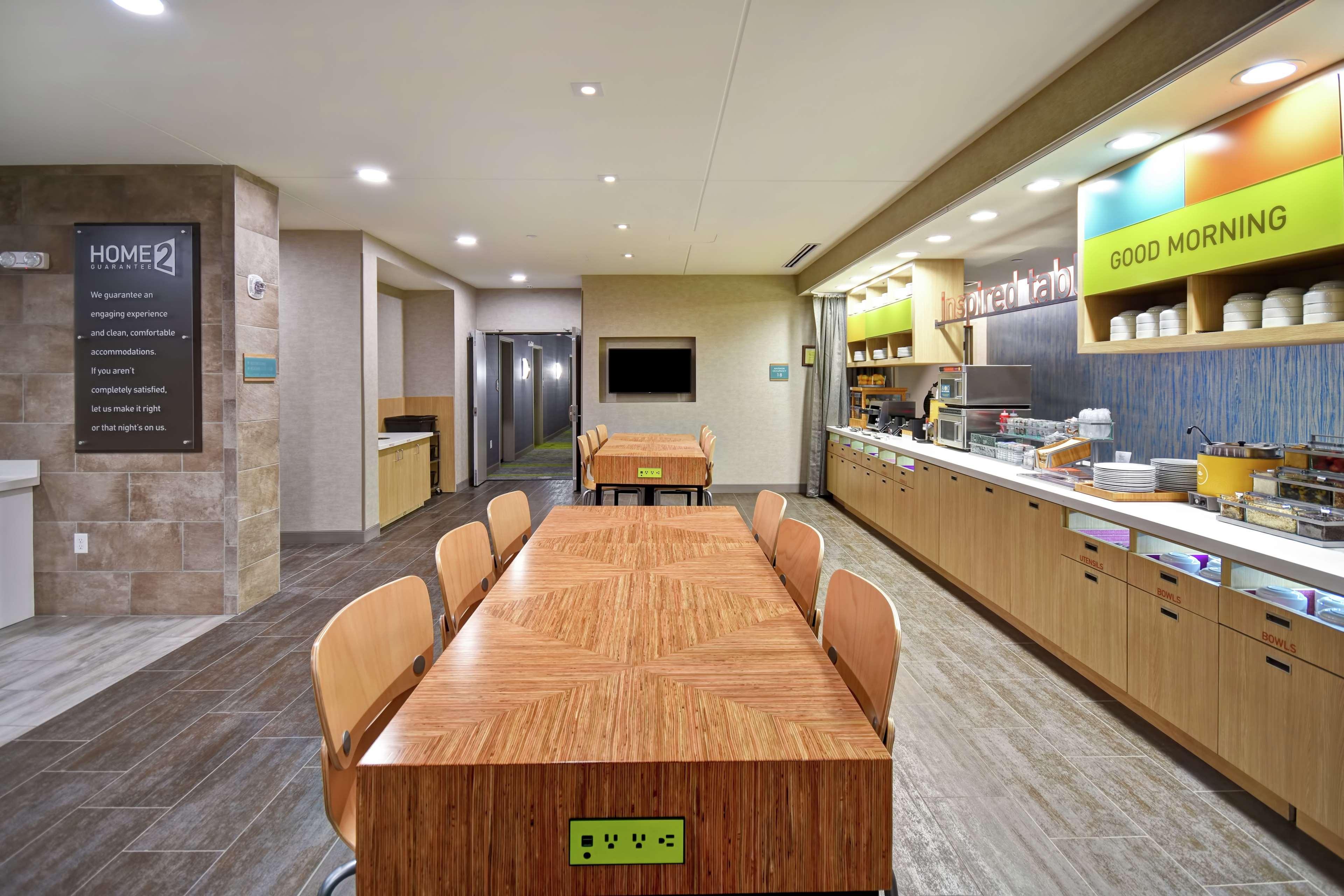 Home2 Suites By Hilton Frankfort Exterior foto